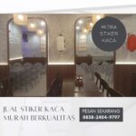 Jasa Pasang Stiker Kaca Murah di Surabaya