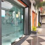 Stiker Kaca untuk Branding Kantor di Surabaya
